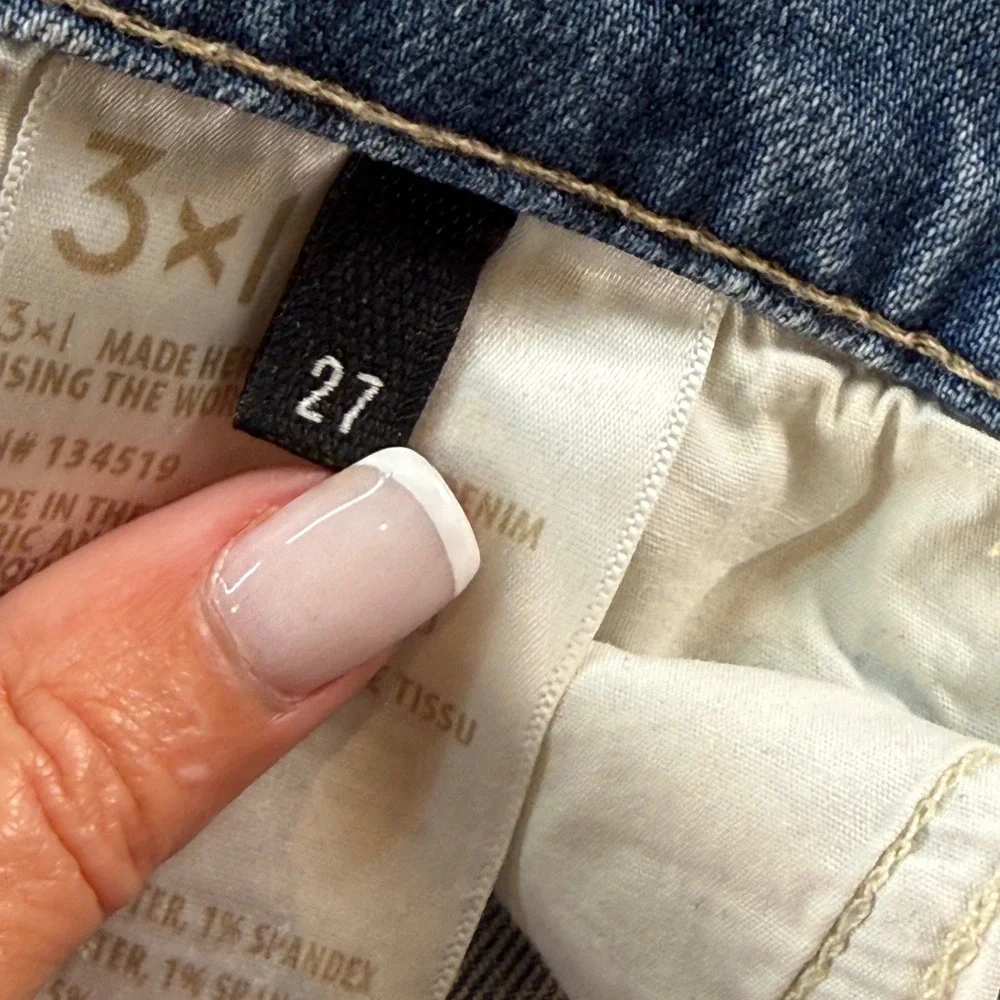 3x1 NYC Slim Straight Jeans Light Wash Size 27 Distressed Everyday Denim